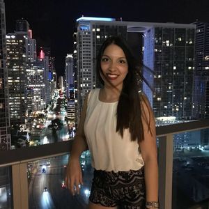 Meet your Posher, Daniela